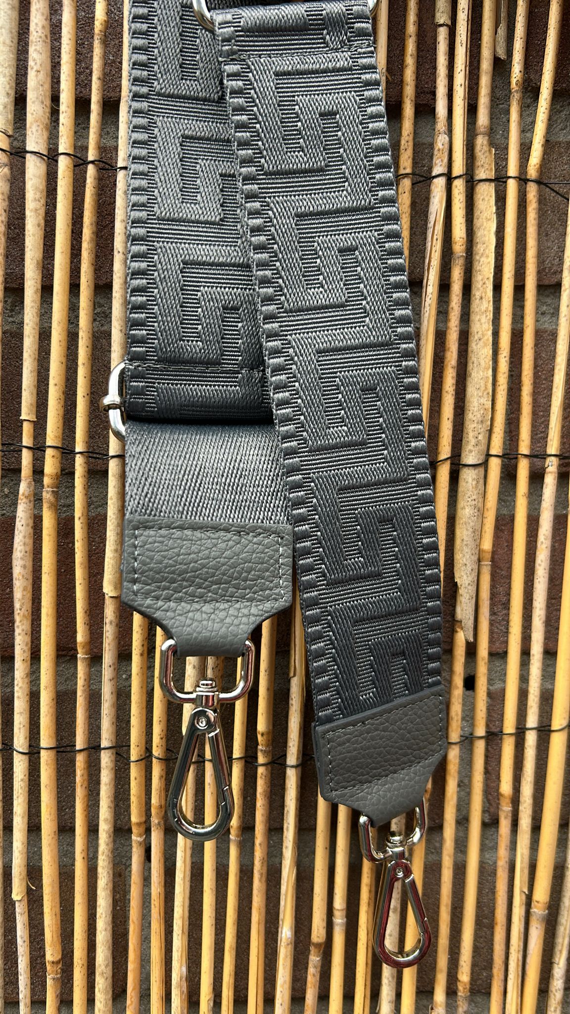 Strap Zwart